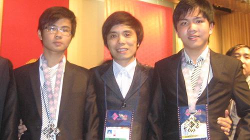 VN đoạt 5 huy chương Olympic vật lý quốc tế