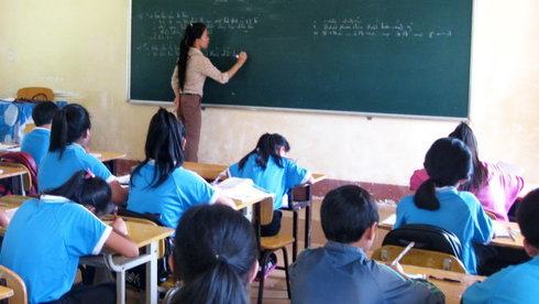 Dạy theo VNEN:  giáo viên kêu khó!