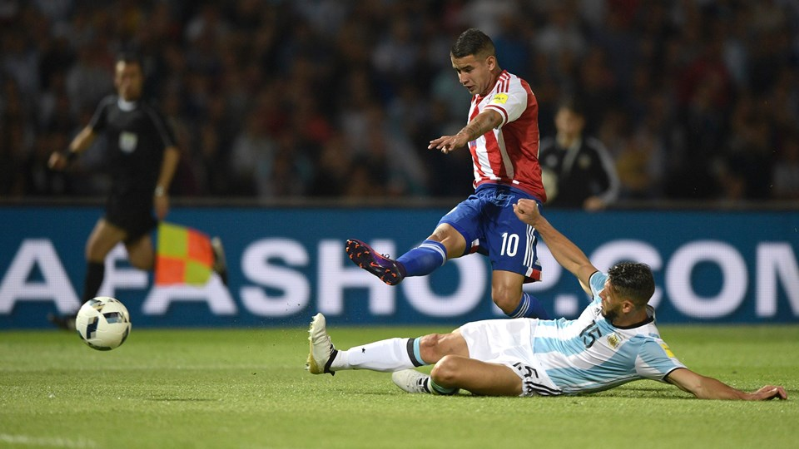 Vô duyên, Argentina trắng tay trên sân nhà