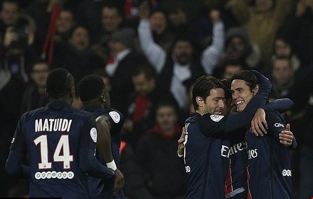 Vòng 18 LIGUE 1: Ibrahimovic lại nổ súng, PSG hủy diệt Lyon