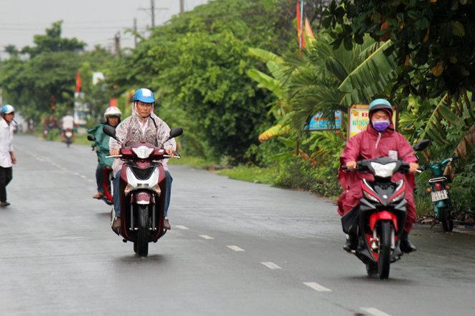 Vùng hạn mặn đón mưa vàng, mùa mưa vẫn chưa tới 