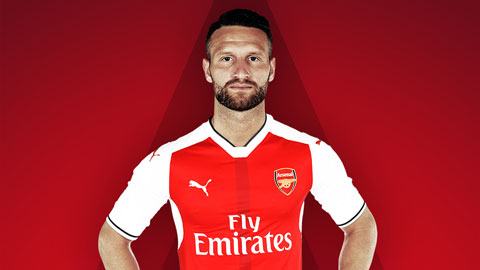 Wenger hân hoan khi Mustafi cập bến Arsenal