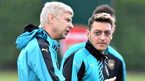 Wenger tuyên bố giữ chân Oezil bằng mọi giá