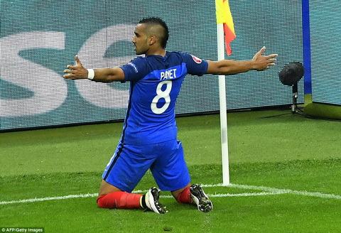 West Ham chốt giá bán Dimitri Payet