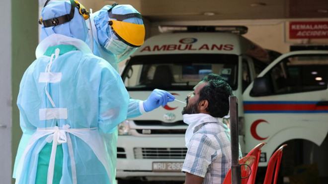 Các bộ xét nghiệm của WHO cung cấp có thể cho kết quả trong 15 phút /// Reuters