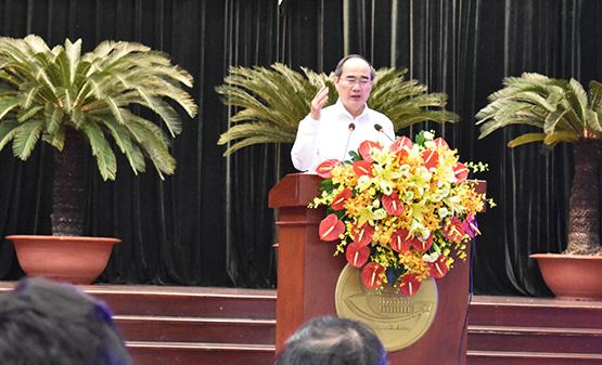 Vận động người dân không xả rác ra đường và kênh rạch: Phải làm quyết liệt hơn nữa