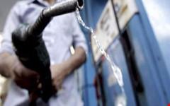 Xăng giảm 604 đồng/lít từ 15 giờ hôm nay