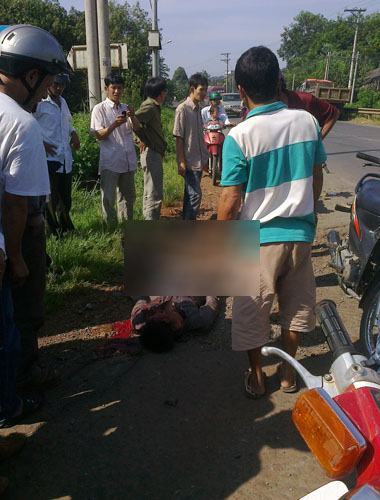 Xe ben cán chết 1 thanh niên