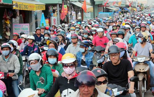 TP.HCM: Thu phí đường bộ đối với xe mô tô chỉ đạt 1,03%