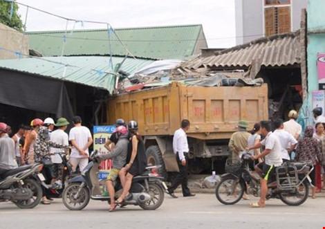 Hiện trường vụ tai nạn.