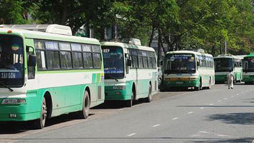 Tăng cường 15 tuyến xe buýt phục vụ dịp Tết dương lịch