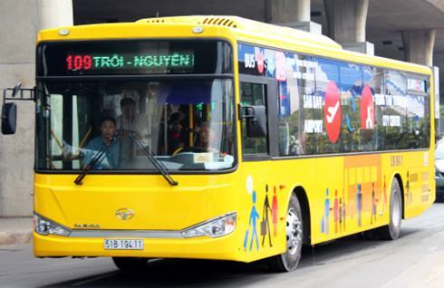 Tăng 652 chuyến xe buýt phục vụ Tết