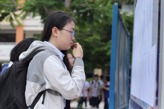 Hơn 98% thí sinh đến làm thủ tục dự thi