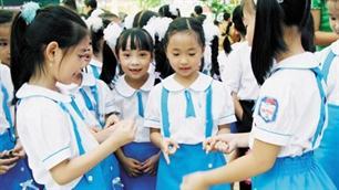 Xử lý nghiêm với trường vi phạm thu phí đầu năm