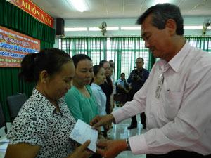 Xuân ấm áp cho giáo viên ngoại thành