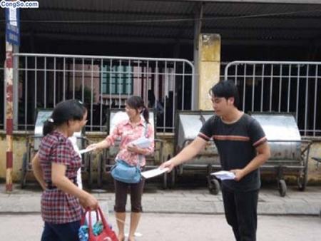 Xúc động những sinh viên đi làm tự nuôi thân