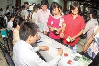 Xung quanh quy định mới về miễn giảm học phí