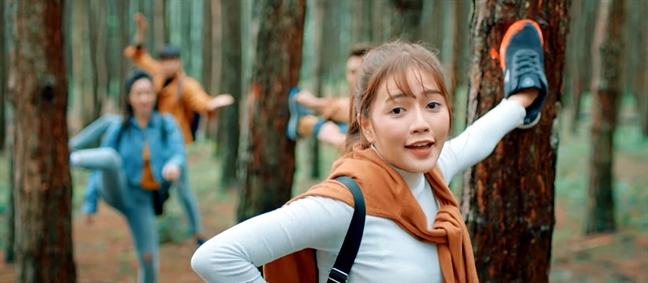 Ý thức nghệ sĩ qua vụ bôi bẩn Đà Lạt