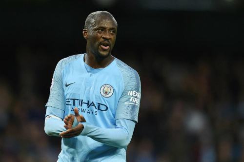 Yaya Toure tố Guardiola phân biệt màu da cầu thủ