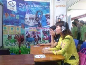 Yếu tố con người và công nghệ trong giáo dục