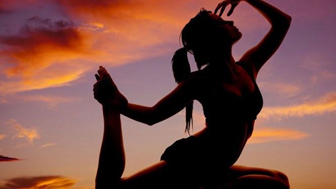 Yoga giúp ích cho bệnh nhân sống sót sau ung thư vú