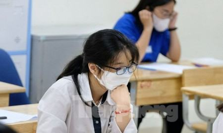 Tổ hợp xét tuyển đại học: Không có thí sinh nào đạt điểm tuyệt đối