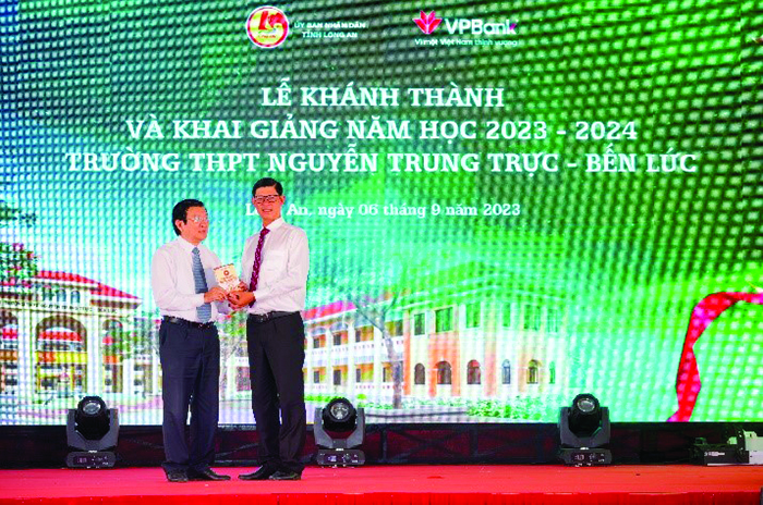 Trường THPT Nguyễn Trung Trực – Bến Lức, hành trình một năm nhìn lại