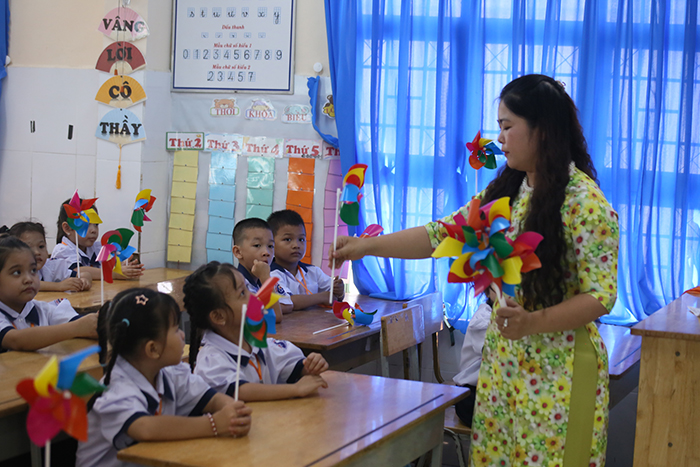 TP.HCM: Nhiều quận huyện hoàn thành chỉ tiêu 300 phòng học