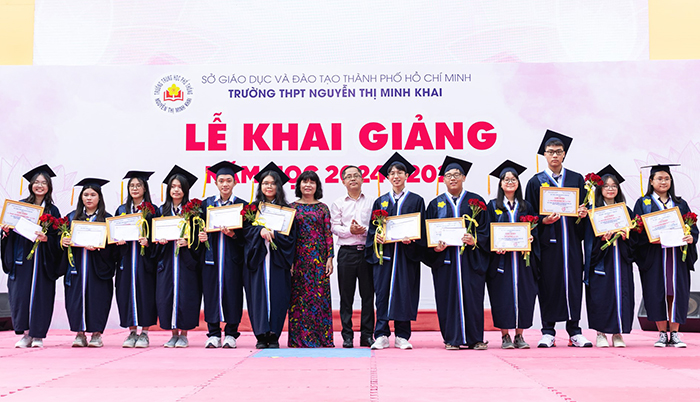 Năm học mới đầy rạng ngời ở các ngôi trường tốp đầu thành phố