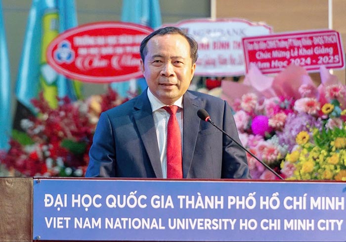 PGS.TS Vũ Hải Quân: Đừng để điện thoại âm thầm biến học sinh thành… “tù binh” của mạng xã hội