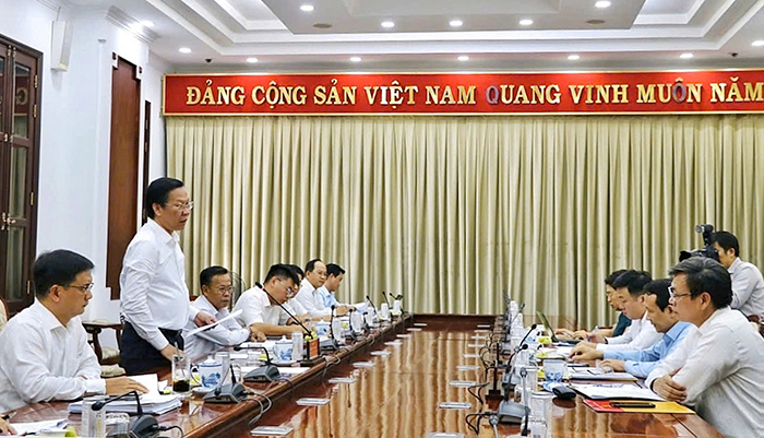 Ban Kinh tế Trung ương giám sát 6 đơn vị tại TP.HCM về thực hiện Nghị quyết số 31