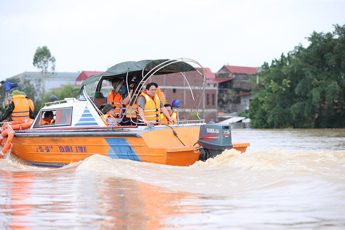 Thủ tướng kiểm tra, chỉ đạo công tác phòng, chống lũ lụt tại Bắc Giang