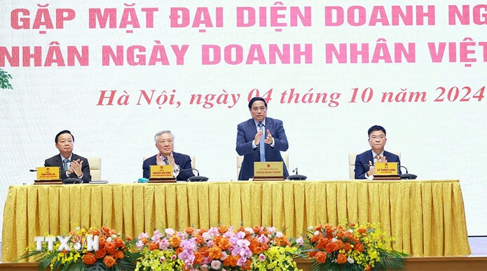 Thủ tướng chủ trì gặp mặt doanh nghiệp nhân Ngày Doanh nhân Việt Nam