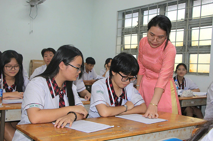 TP.HCM sẽ có chính sách hỗ trợ hoàn toàn kinh phí cho giáo viên đào tạo thạc sĩ, tiến sĩ ở nước ngoài