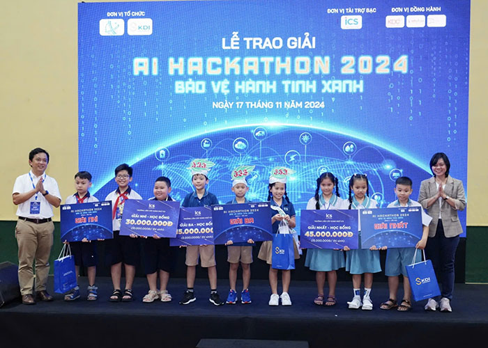 “Bùng nổ” sáng tạo tại chung kết AI Hackathon 2024 