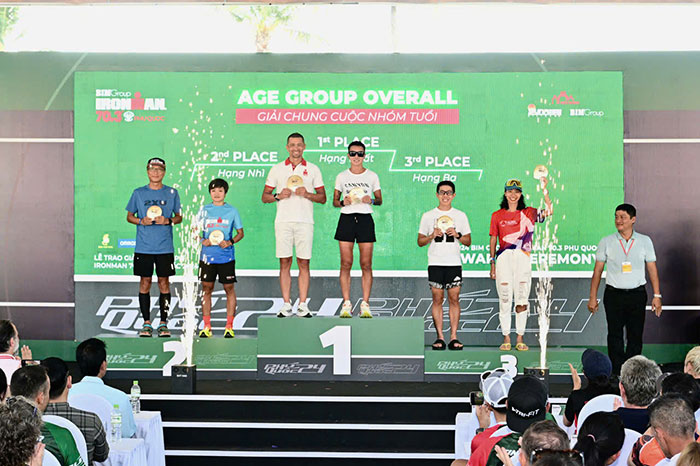 Trao giải BIM Group IRONMAN 70.3 Phú Quốc