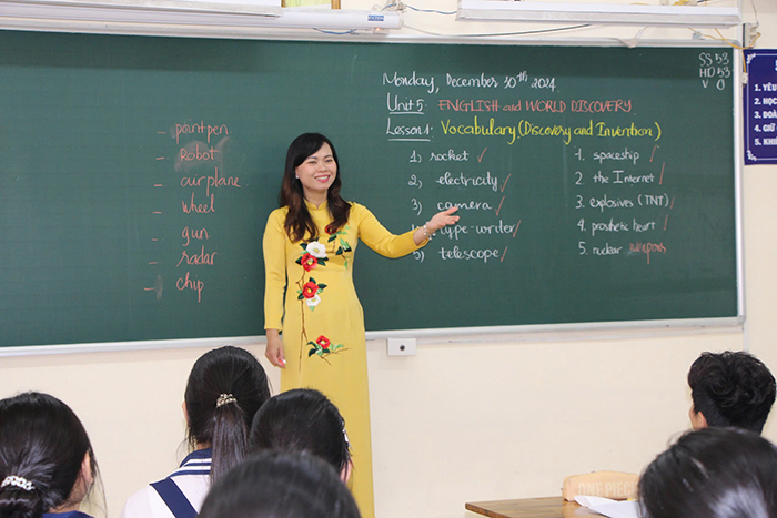 Thi vào lớp 10 năm 2025 tại TP.HCM Nhà trường, giáo viên cần bám sát vào cấu trúc định dạng đề