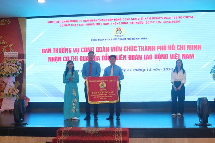 Phong trào công chức, viên chức, lao động đạt nhiều kết quả nổi bật