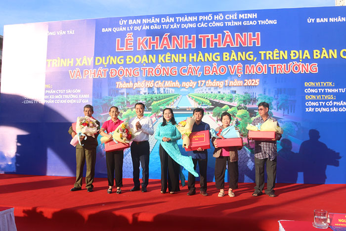 Khánh thành công trình xây dựng đoạn kênh Hàng Bàng