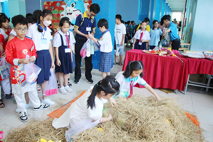 Hiệu trưởng chịu trách nhiệm nếu giáo viên sai phạm dạy thêm, học thêm