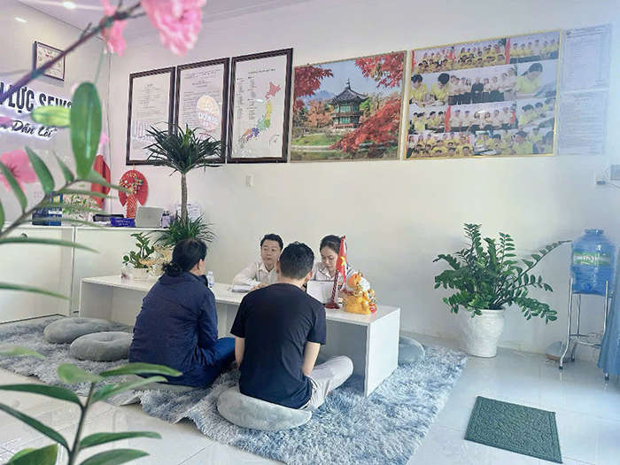 Kết nối cung – cầu lao động, mở rộng thị trường việc làm