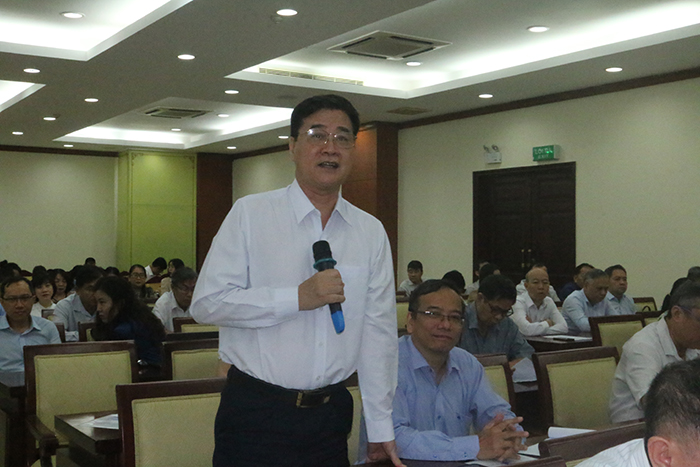 Học tập và làm theo Bác Hồ: Tăng cường chỉnh đốn Đảng và nâng cao đời sống nhân dân