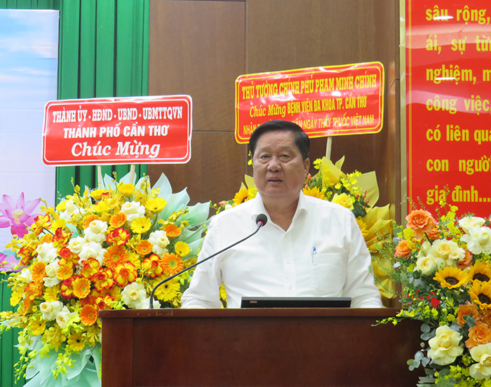 Bệnh viện Đa khoa TP.Cần Thơ họp mặt kỷ niệm 70 năm Ngày Thầy thuốc Việt Nam