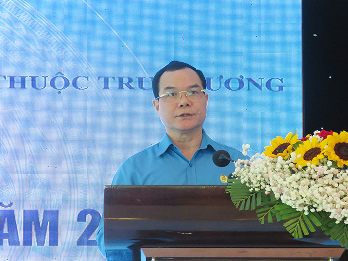 Triển khai nhiều giải pháp để chăm lo và bảo vệ quyền lợi người lao động