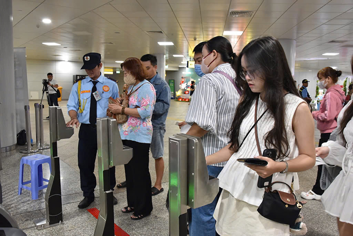 Người dân TP.HCM có thể dùng chung vé giữa Metro và xe buýt