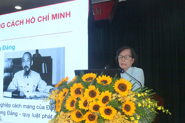 TP.HCM triển khai chuyên đề năm 2025 trong học tập và làm theo lời Bác