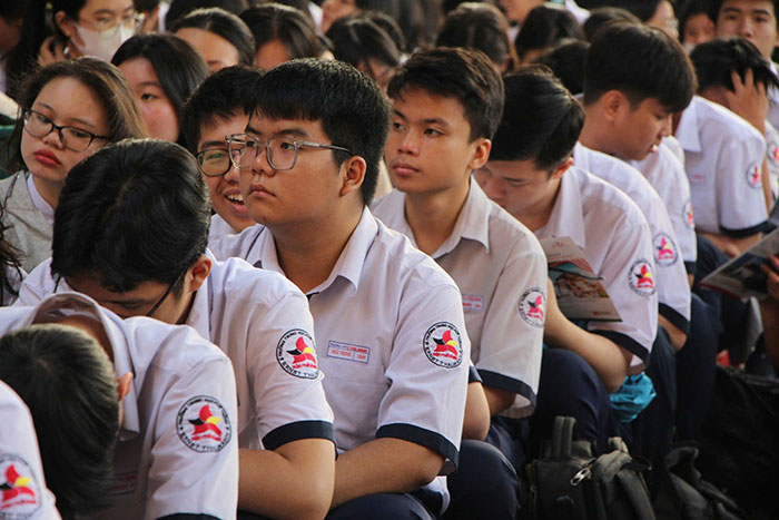 Sở GD-ĐT TP.HCM lấy ý kiến về dự thảo quy định dạy thêm, học thêm