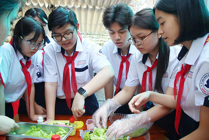 Sở GD-ĐT TP.HCM khuyến cáo phụ huynh về chiêu lừa đảo “hoàn trả học phí”