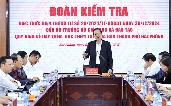 Thứ trưởng Phạm Ngọc Thưởng: Không thể nói giáo viên giảm thu nhập vì không được dạy thêm