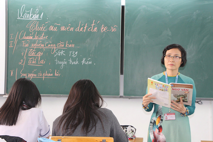 Đề thi ngữ văn ra theo hướng đánh giá năng lực đọc hiểu và năng lực viết 